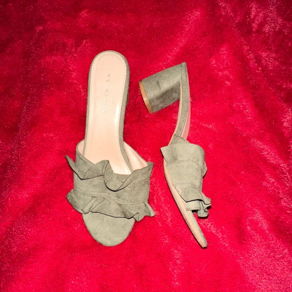 Olive Heels